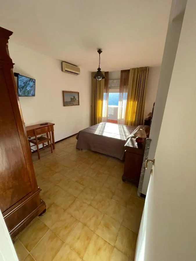 Camera Von Gloeden Hotel Taormina Italy